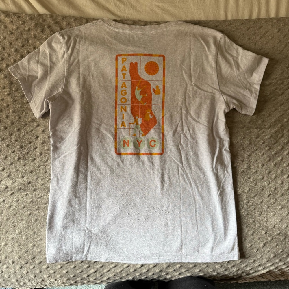 Patagonia NYC Responsibilitee shirt in M women